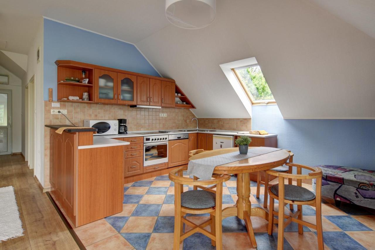 Apartman Villa Magdalena Balatonfured Luaran gambar